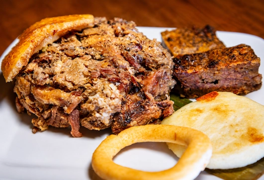Carne a la Perra La Condesa RCB
